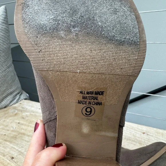 Soda Taupe Suede Ankle Boots Block Heel Side Slit Booties | Size 9 - Picture 6 of 8